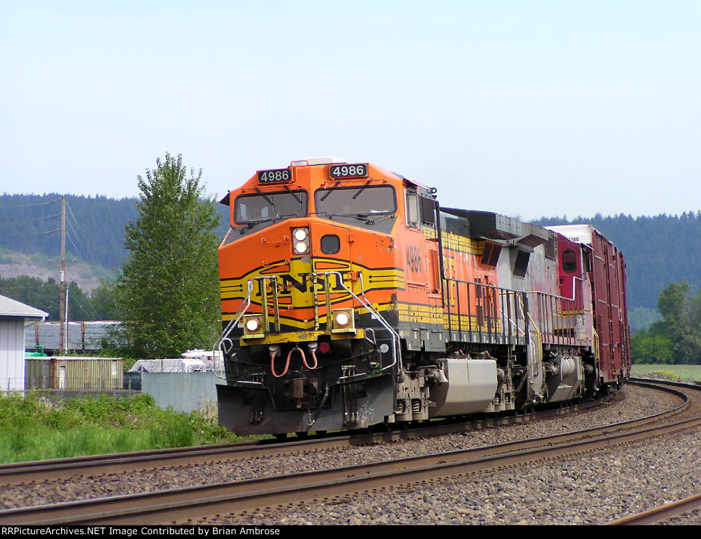 BNSF 4986 South